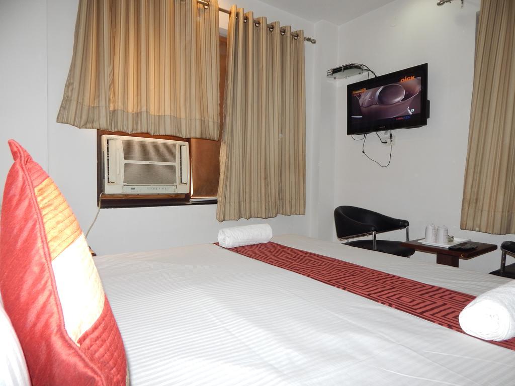 Hotel Siam International Delhi Kültér fotó