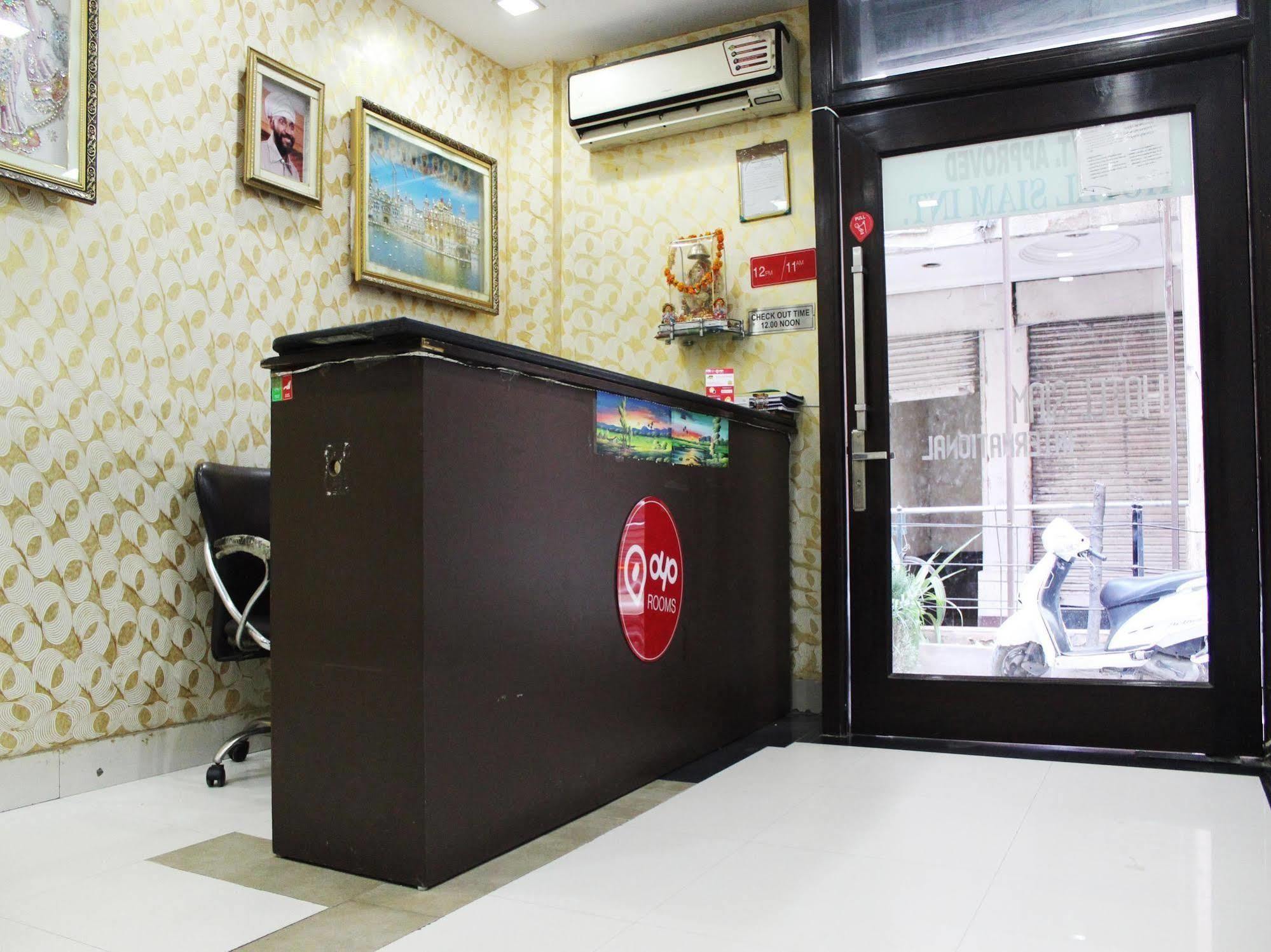Hotel Siam International Delhi Kültér fotó