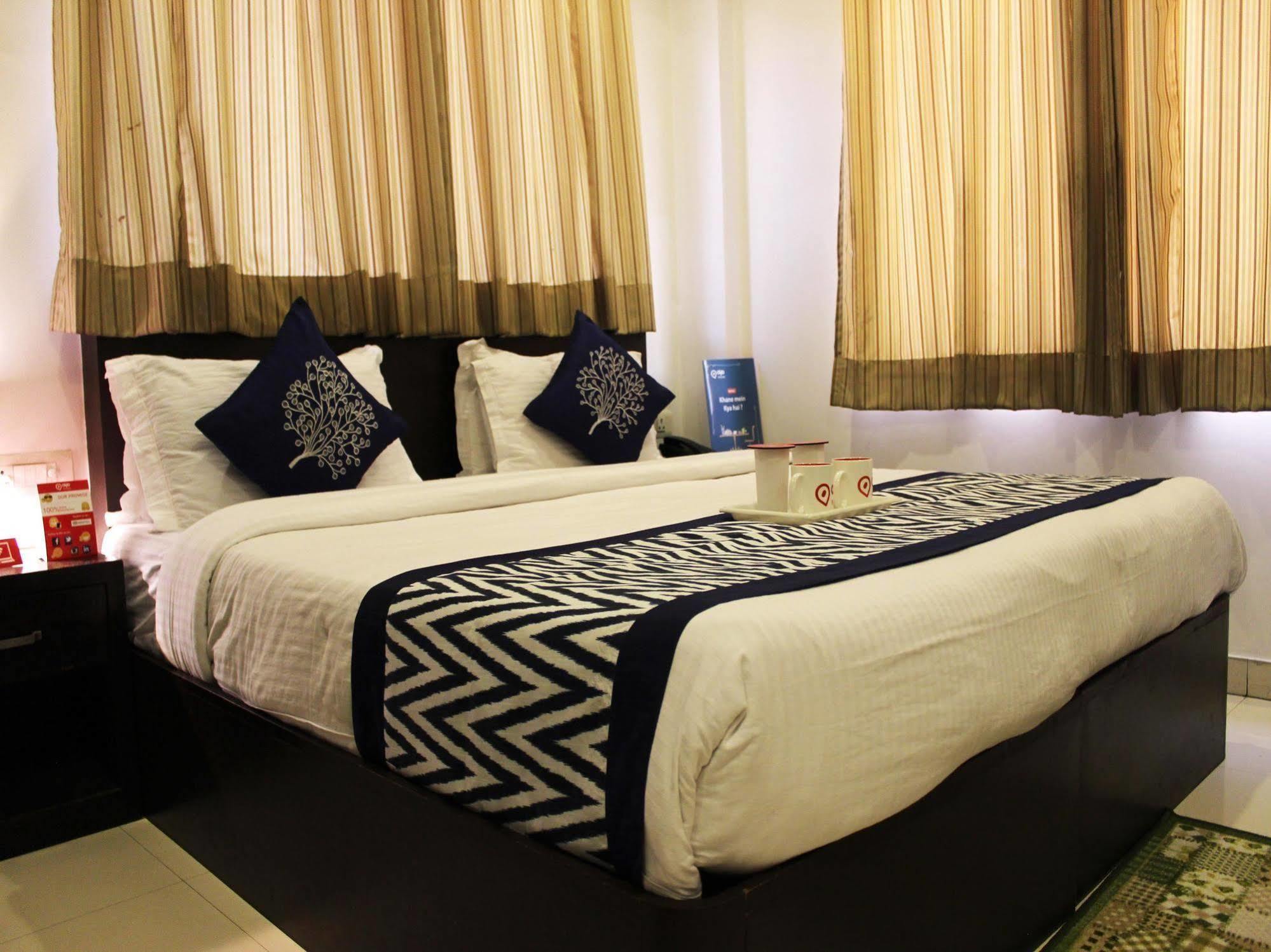 Hotel Siam International Delhi Kültér fotó